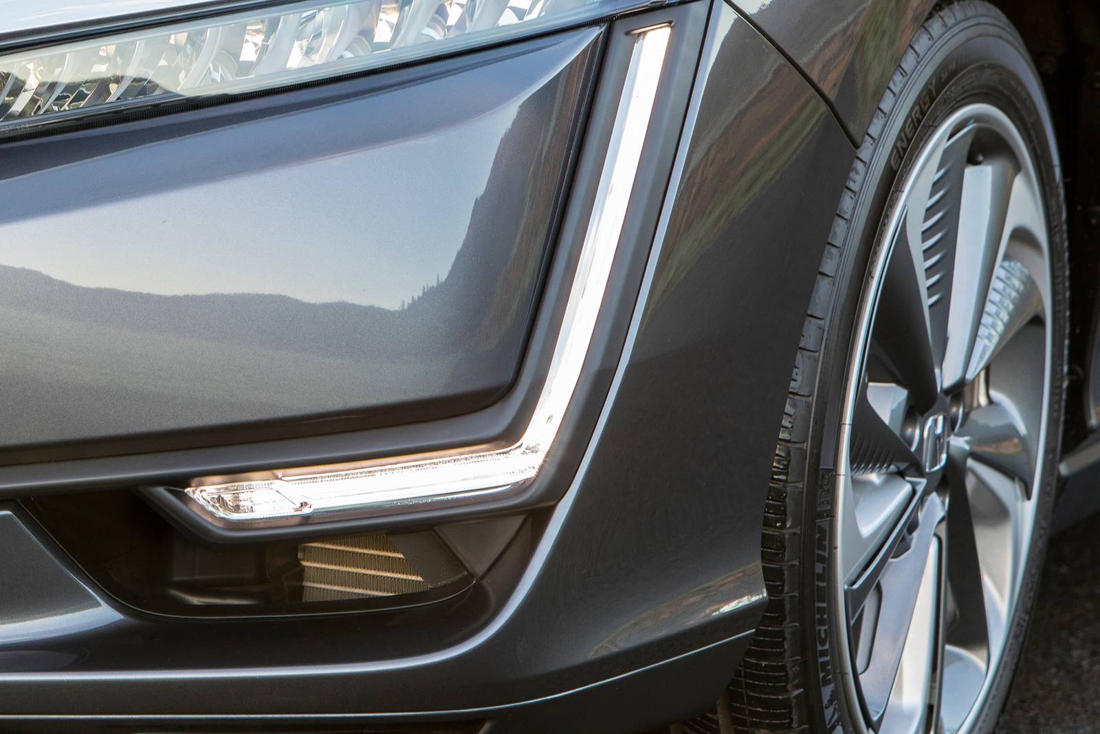 2018 Honda Clarity exterior FOG
