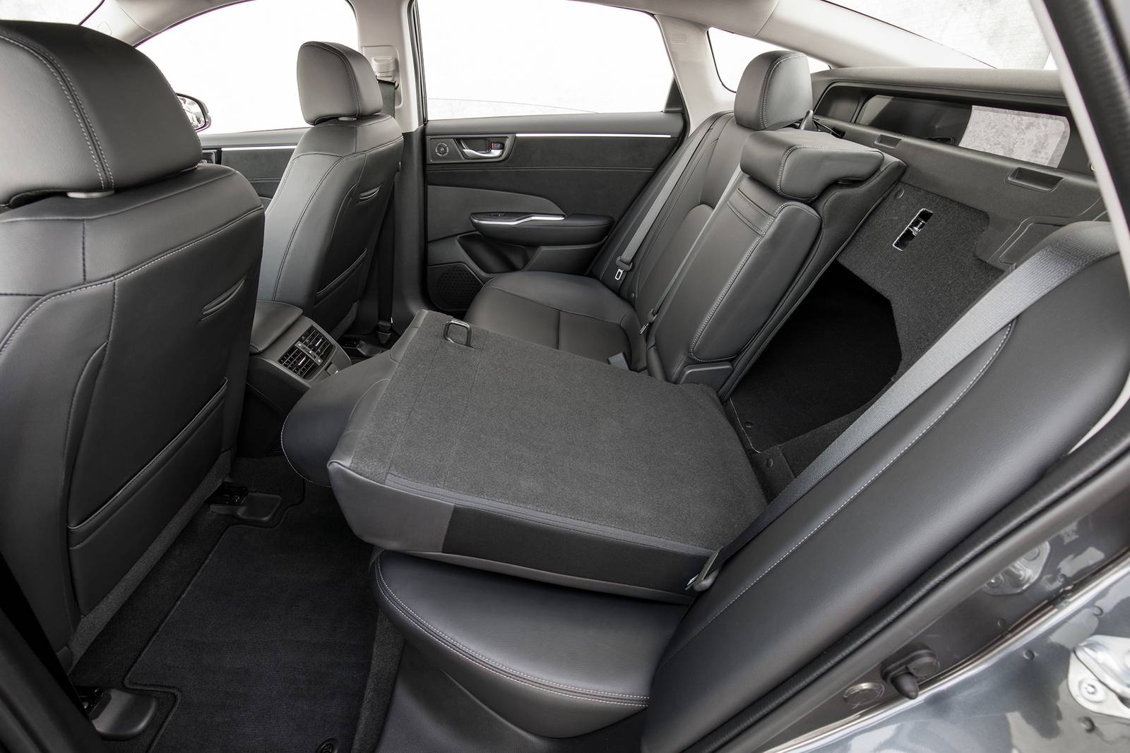 2018 Honda Clarity interior RSD