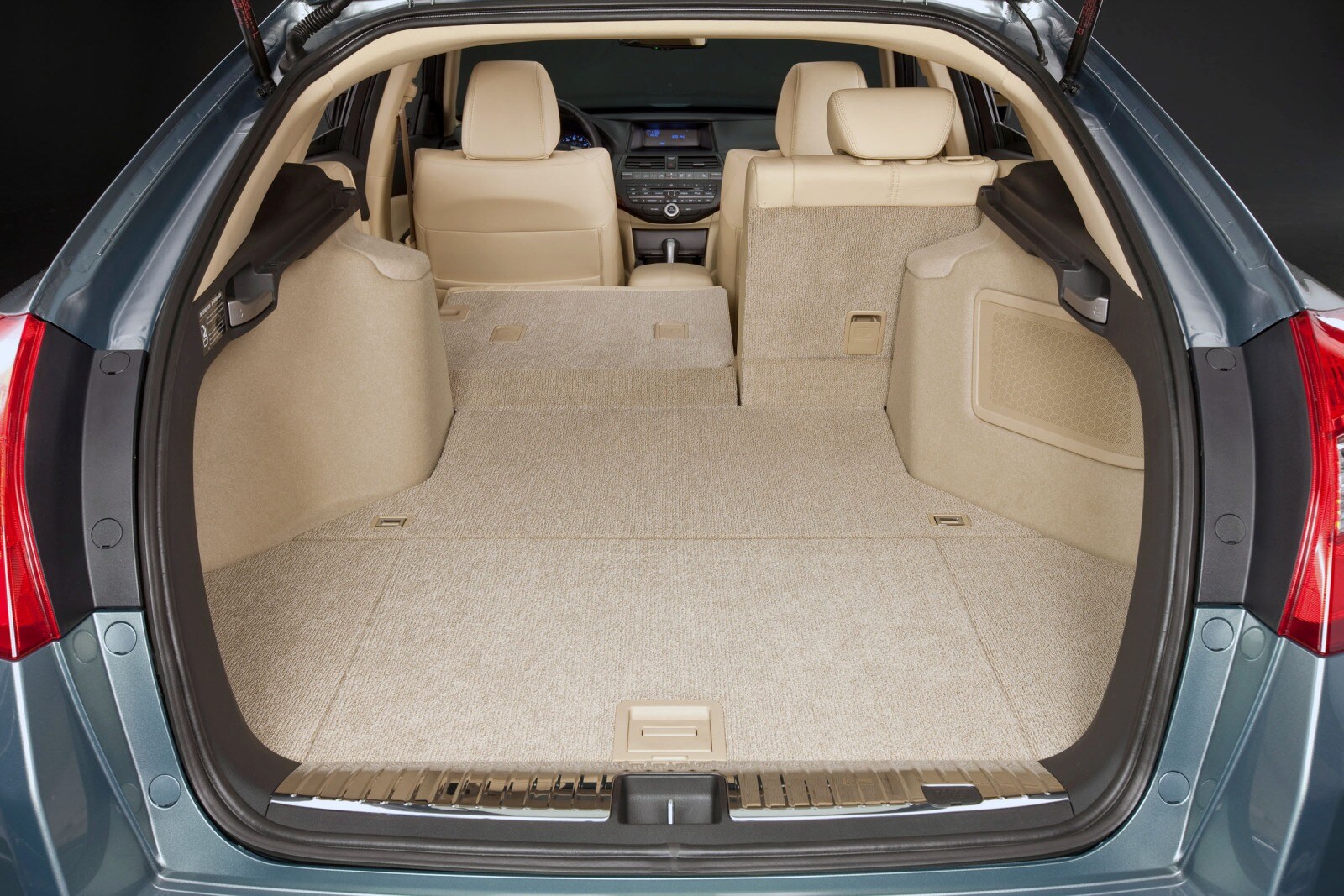 2012 Honda Crosstour interior CARGO