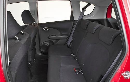 2010 Honda Fit interior RI