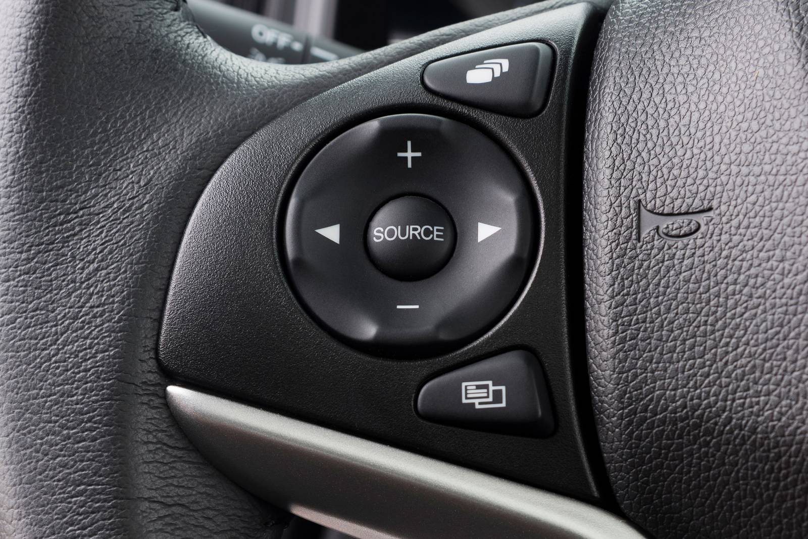 2018 Honda Fit interior AUXCTRL