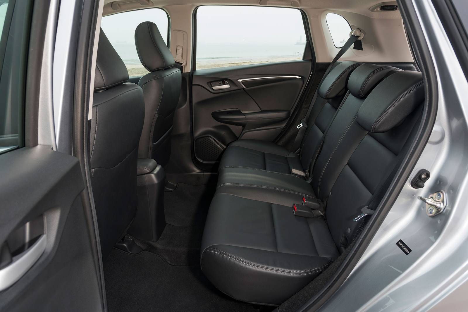 2020 Honda Fit interior RI