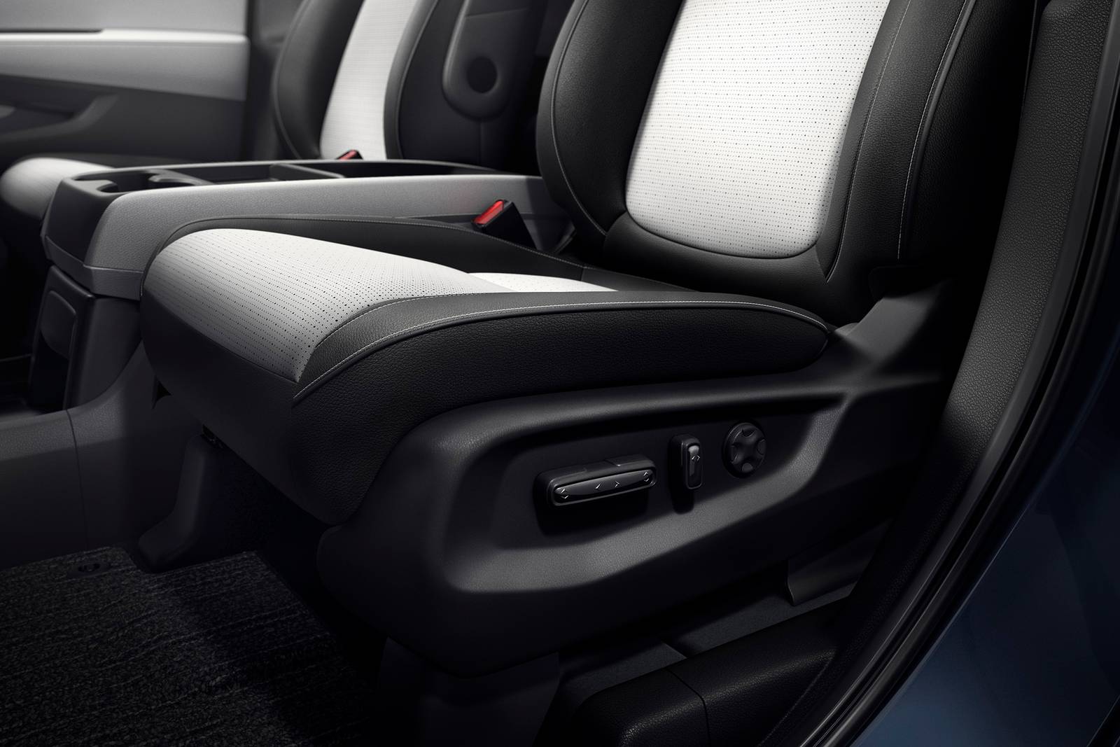 2025 Honda Odyssey interior DETAIL