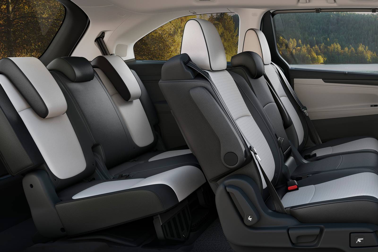 2025 Honda Odyssey interior RI