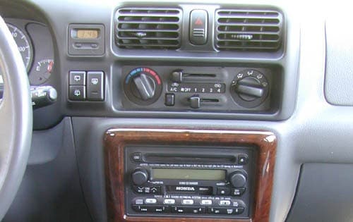 2000 Honda Passport interior CC