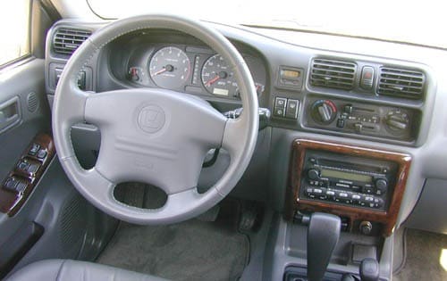2000 Honda Passport interior D