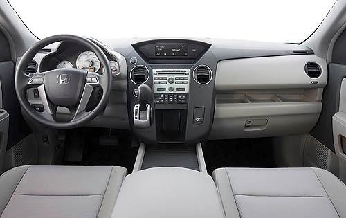 2011 Honda Pilot interior D