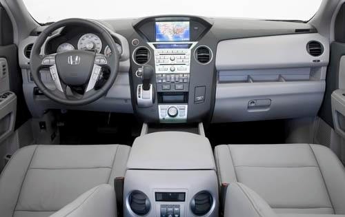 2011 Honda Pilot interior D