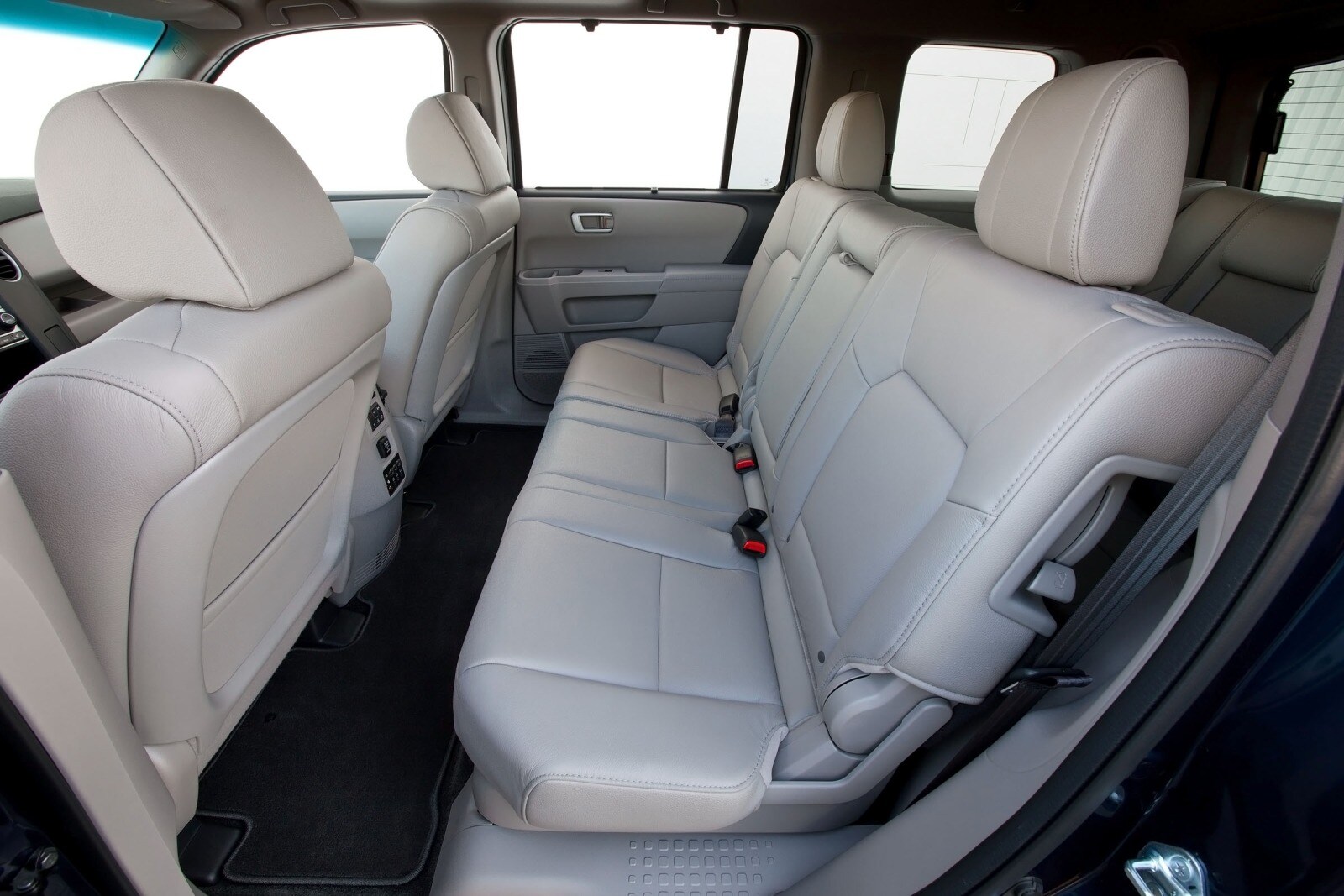 2012 Honda Pilot interior RI