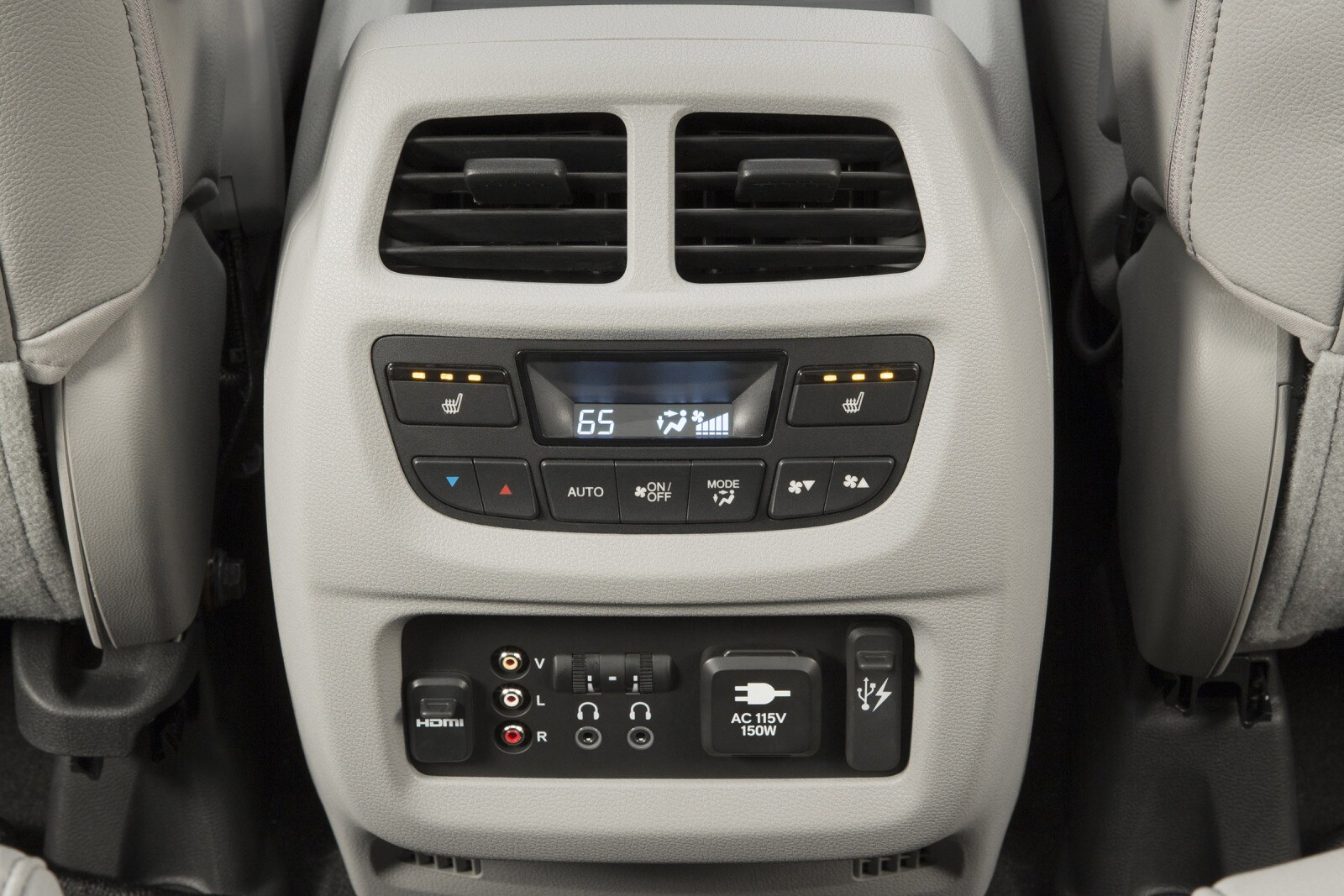 2016 Honda Pilot interior DETAIL