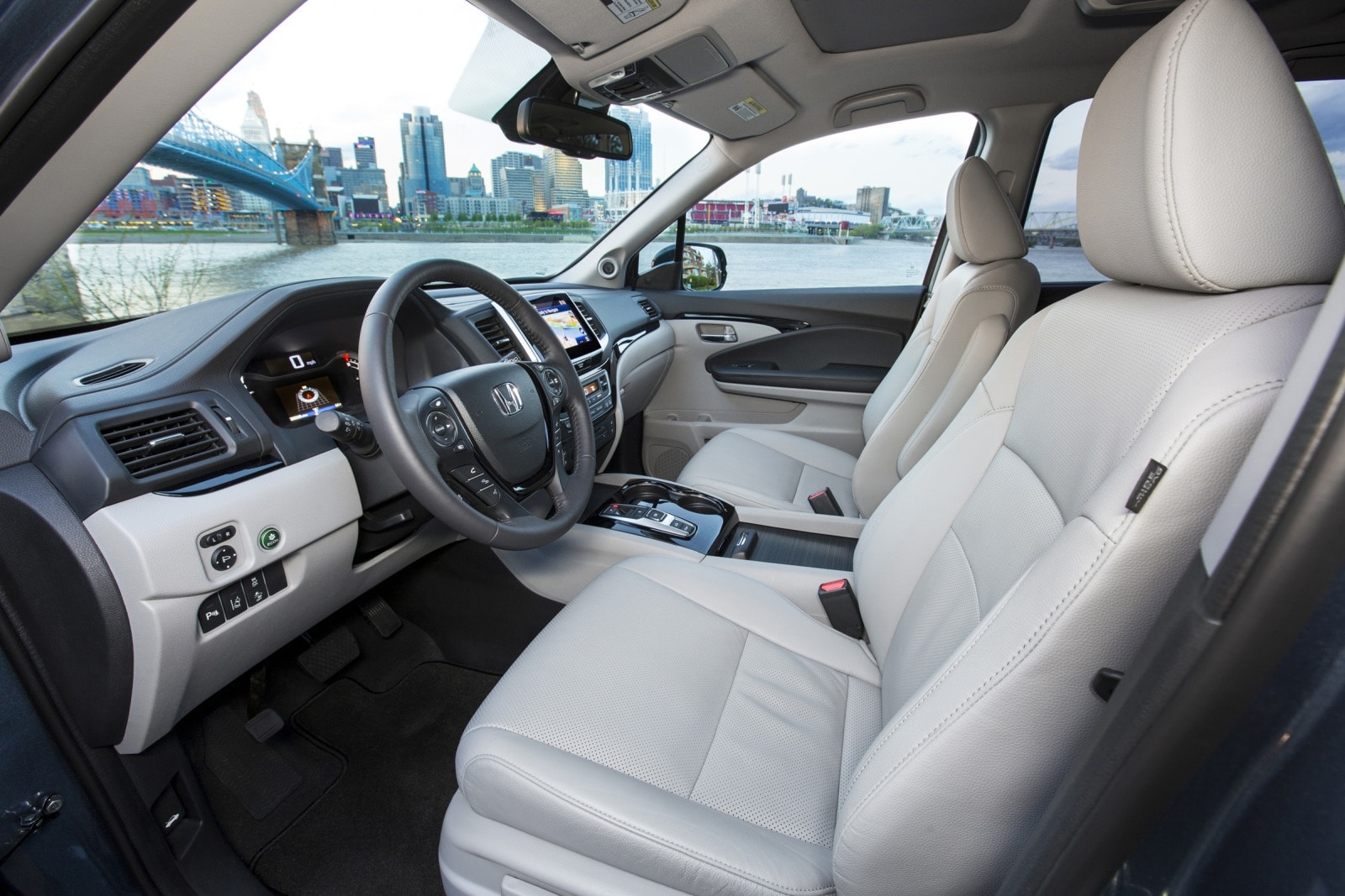 2018 Honda Pilot interior I