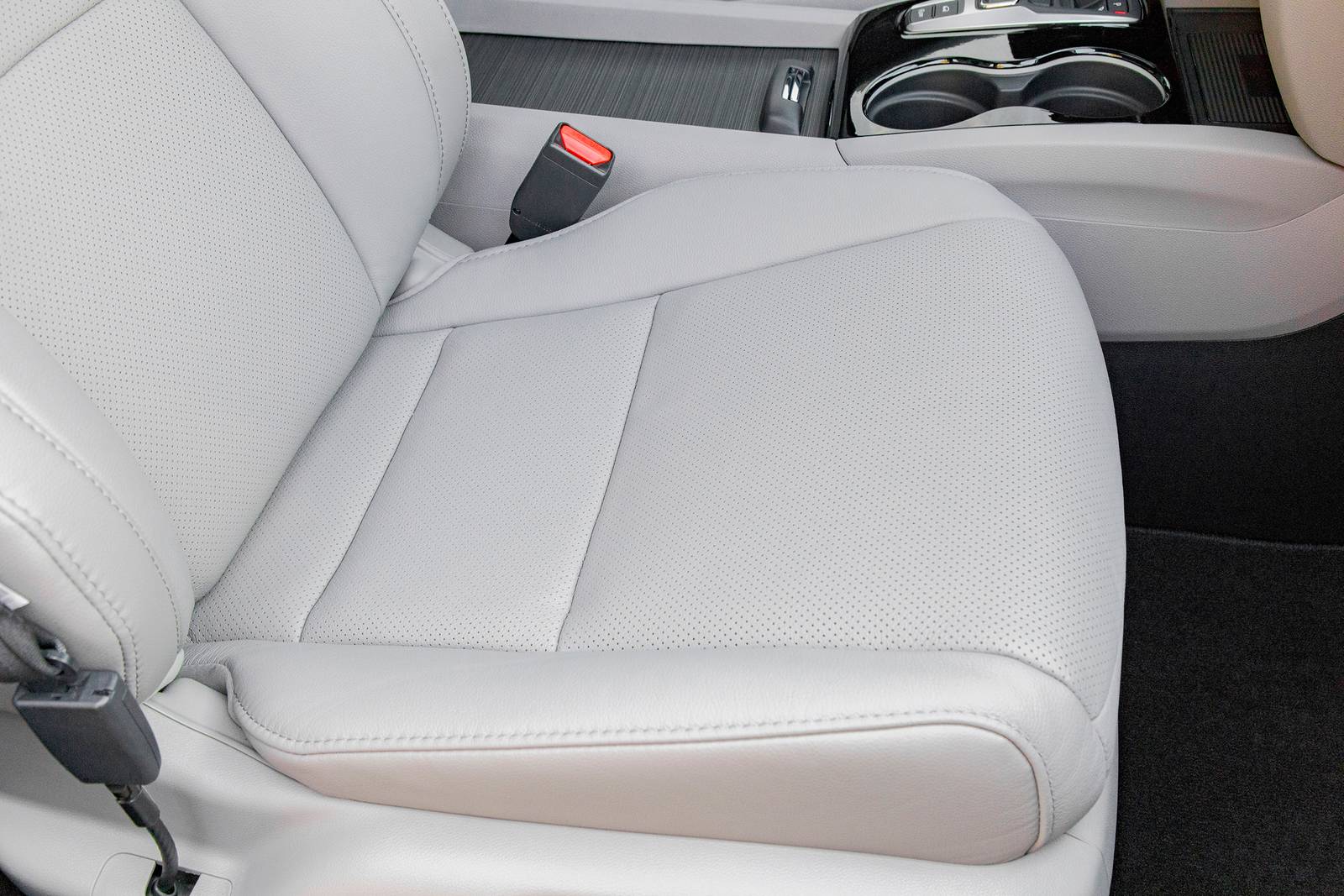 2019 Honda Pilot front safety DETAIL