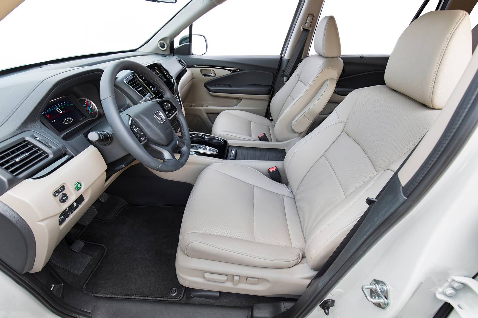 2019 Honda Pilot interior I