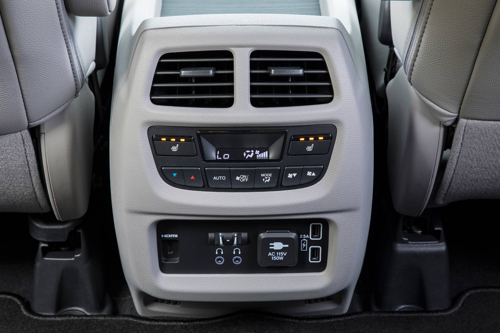 2021 Honda Pilot front safety DETAIL