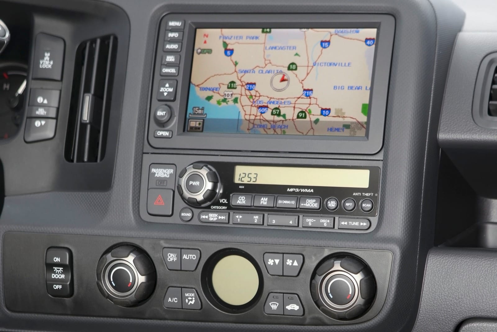 2012 Honda Ridgeline interior CC