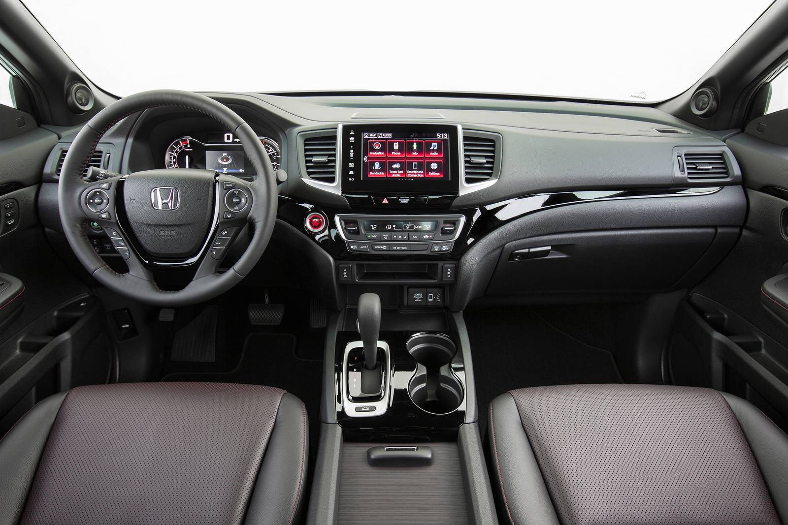 2017 Honda Ridgeline interior D