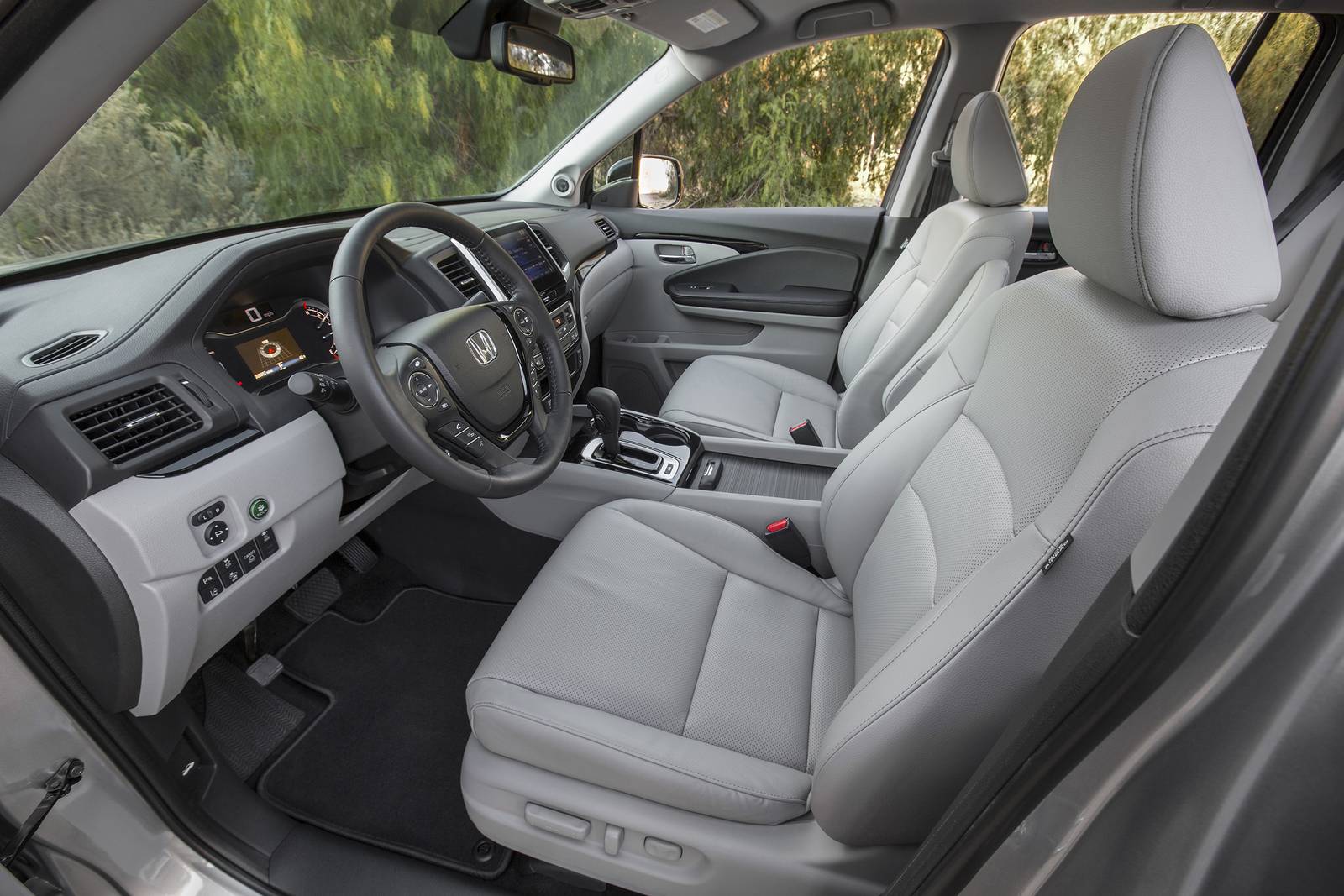 2018 Honda Ridgeline interior I