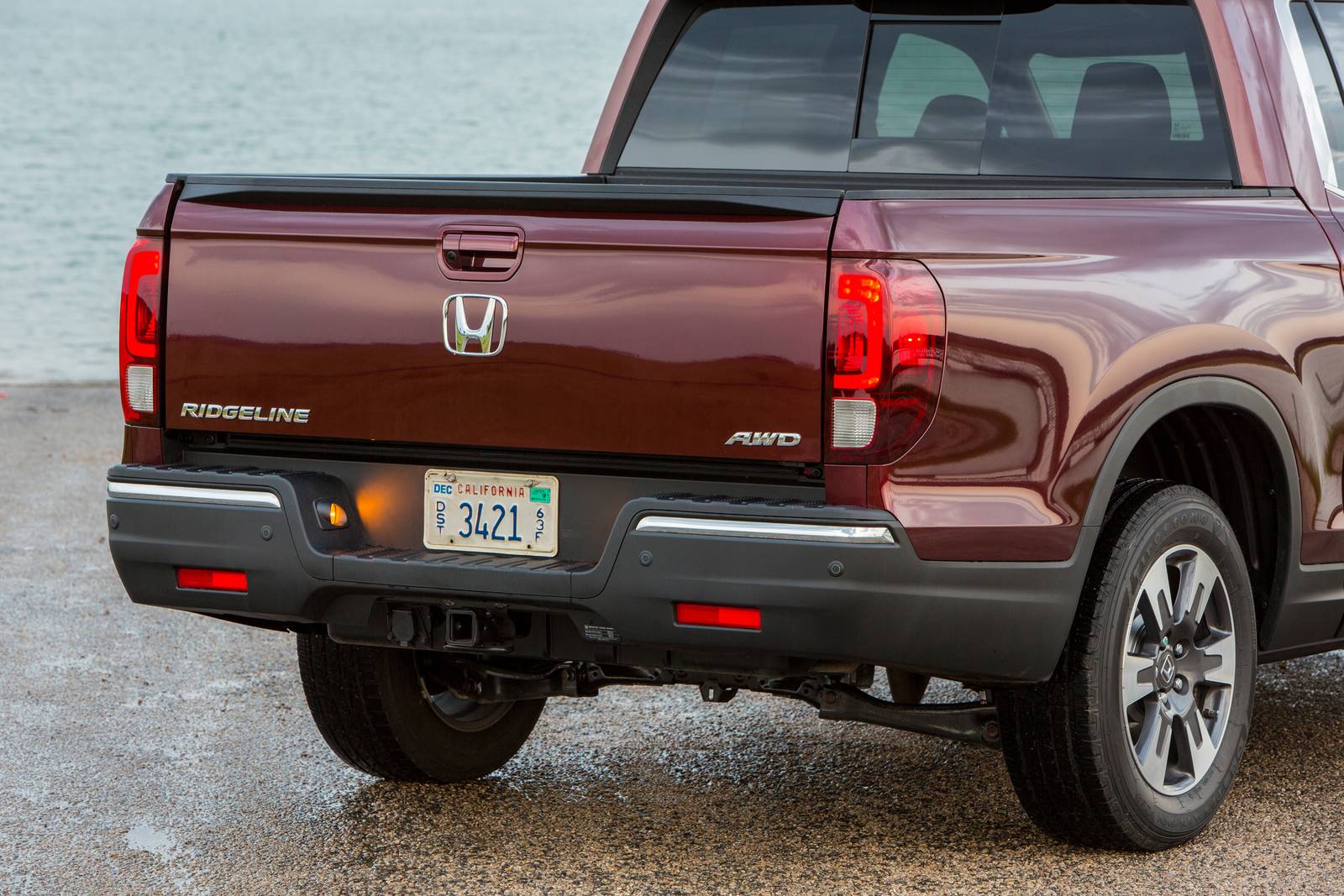 2018 Honda Ridgeline exterior RBDG