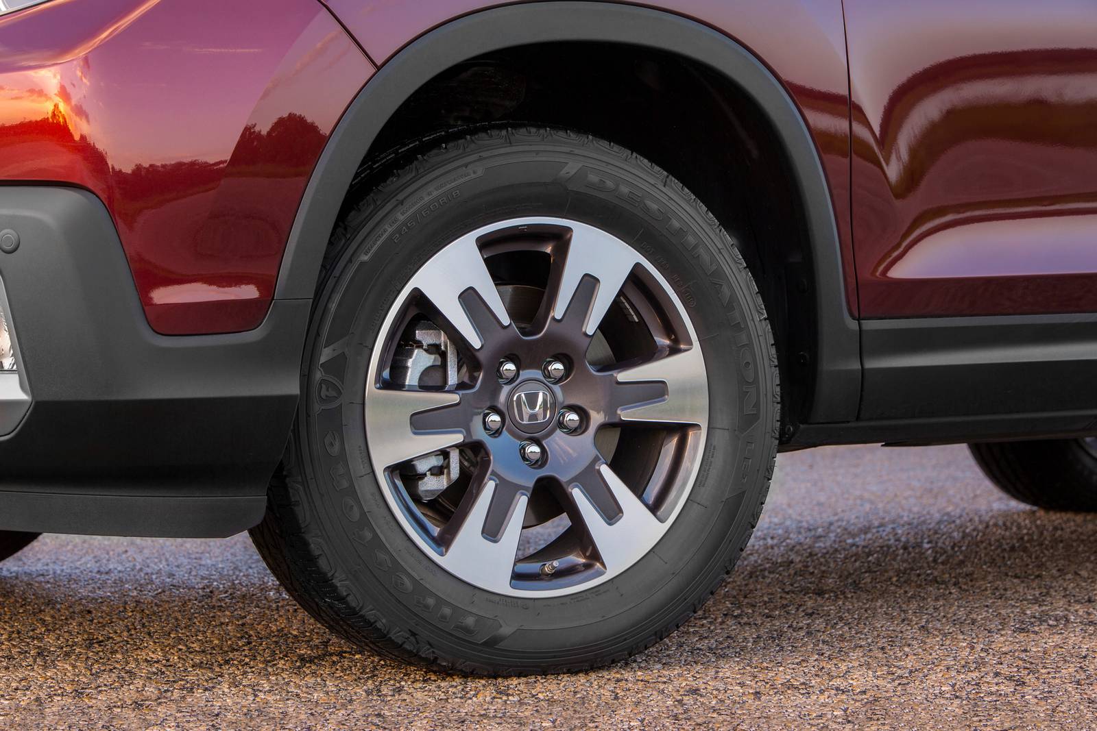 2018 Honda Ridgeline exterior W