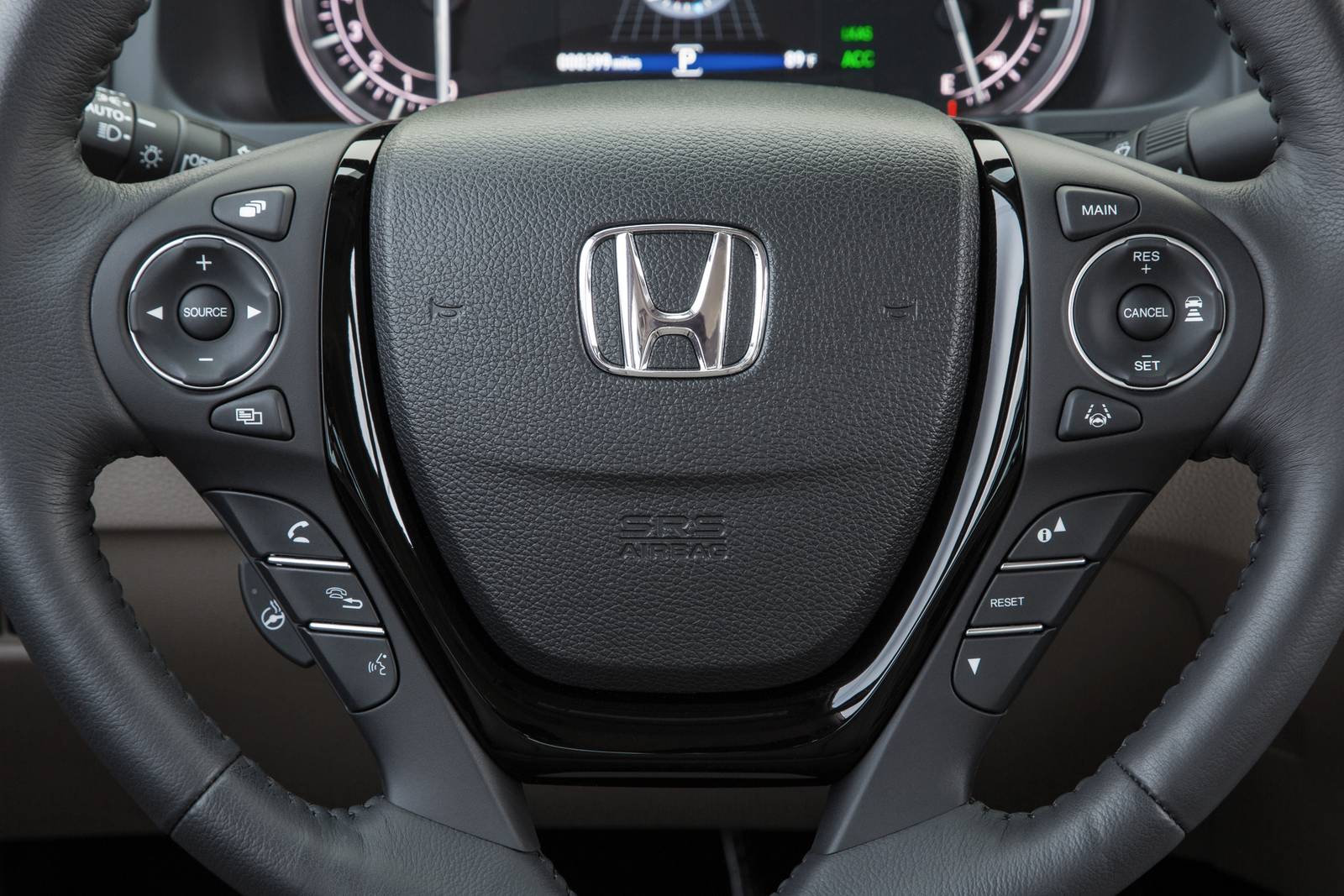 2019 Honda Ridgeline interior AUXCTRL