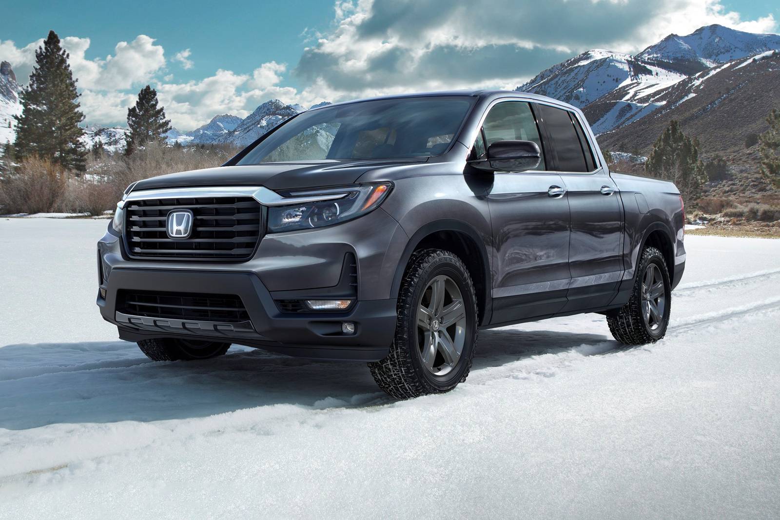 2021 Honda Ridgeline exterior FQ