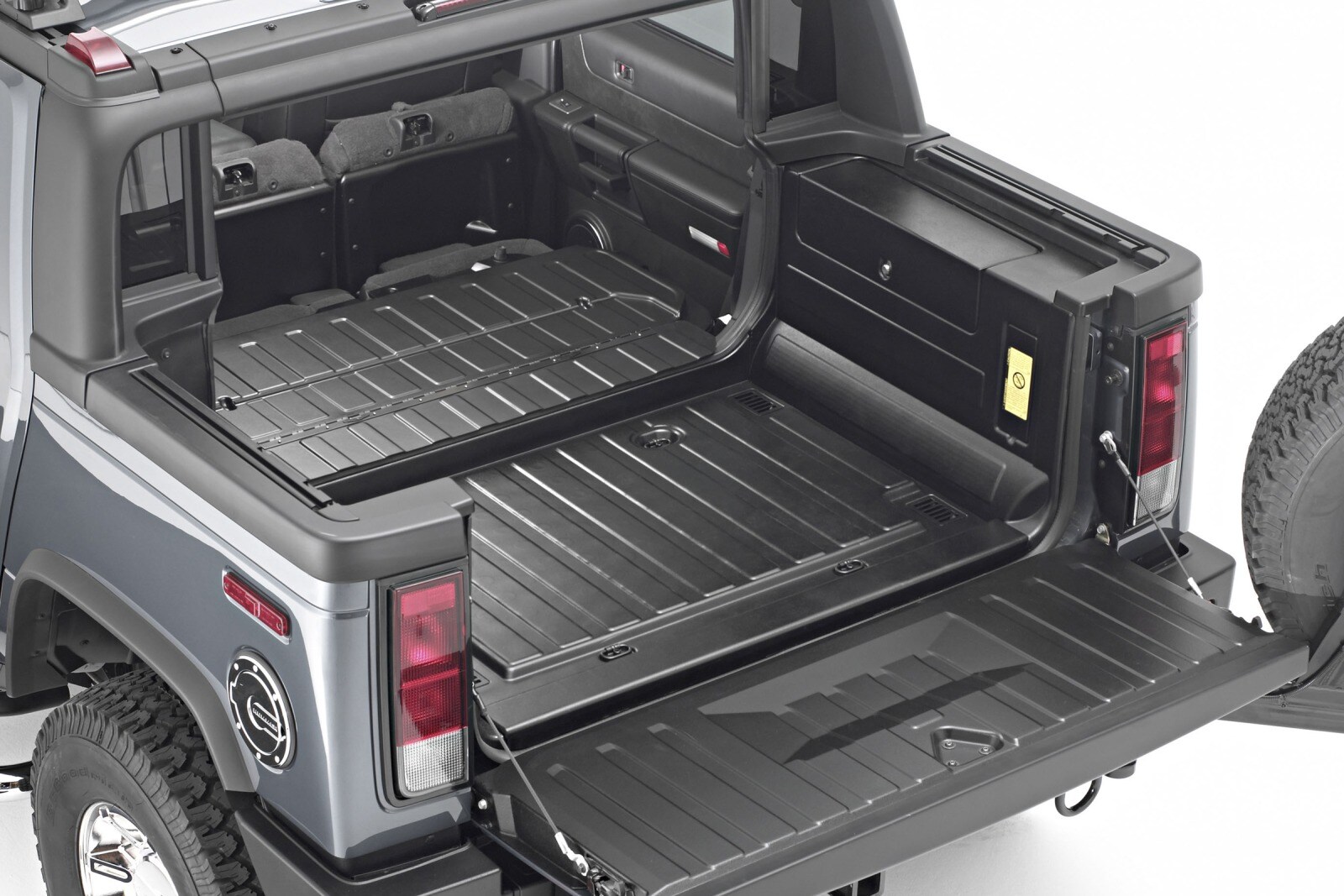 2007 HUMMER H2 SUT interior CARGO