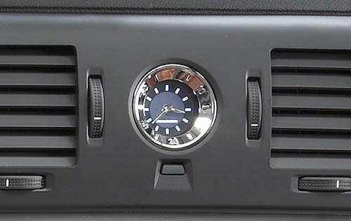 2008 Hummer H2 front safety DETAIL