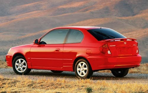 2003 Hyundai Accent GL 2dr Hatchback