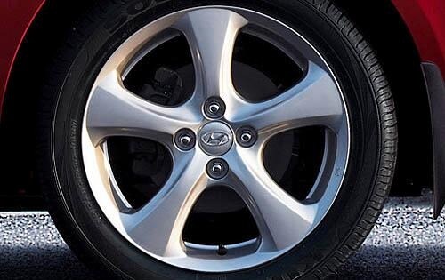 2011 Hyundai Accent exterior W