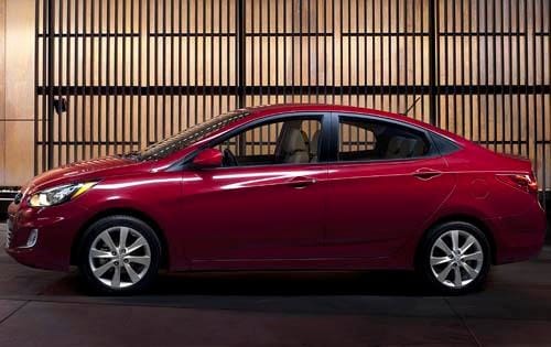 2012 Hyundai Accent exterior FQ