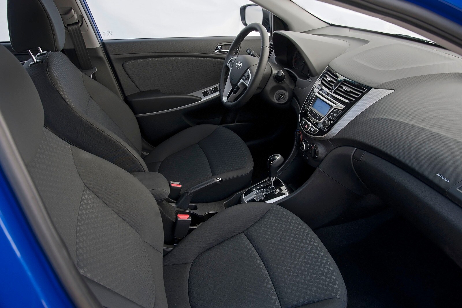 2012 Hyundai Accent interior I