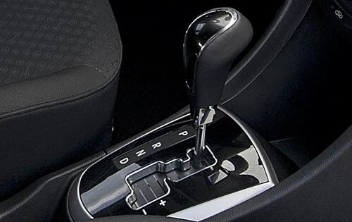 2012 Hyundai Accent interior CC