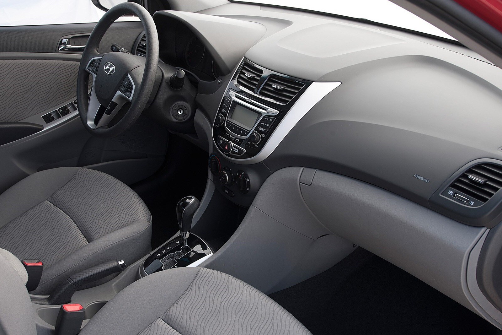 2016 Hyundai Accent interior I