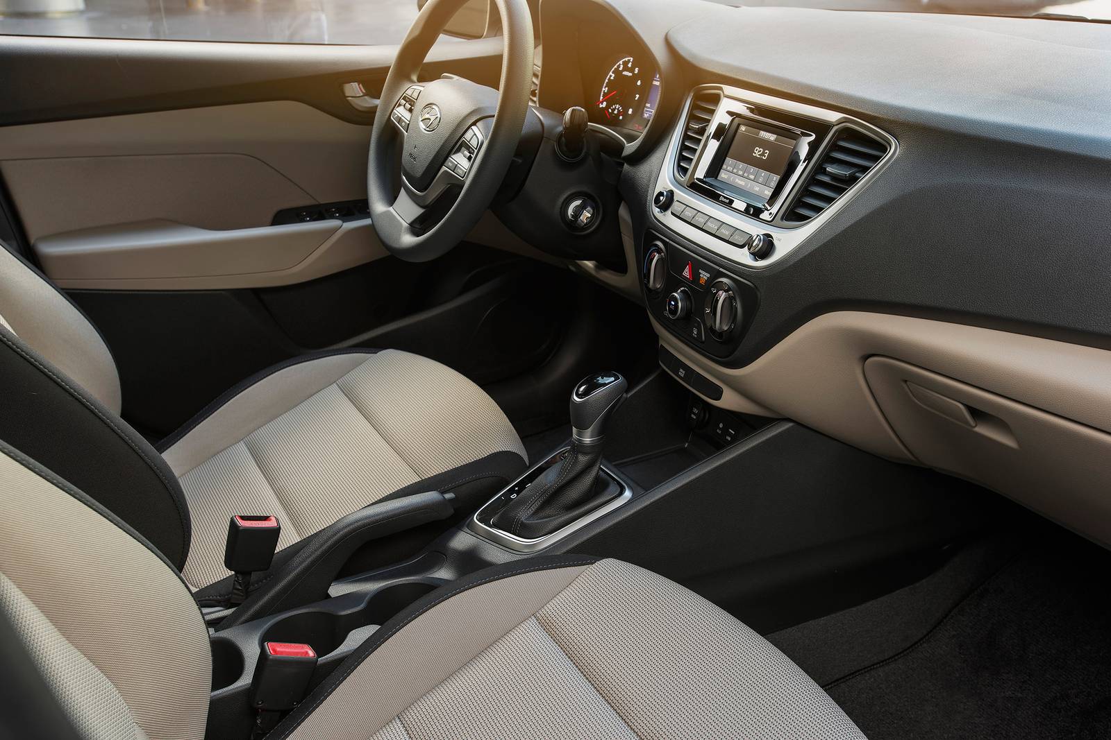 2018 Hyundai Accent interior I
