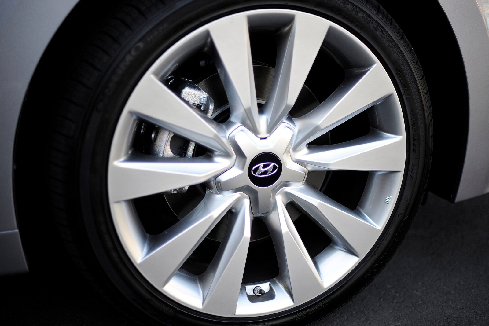 2015 Hyundai Azera — OEM photo 4