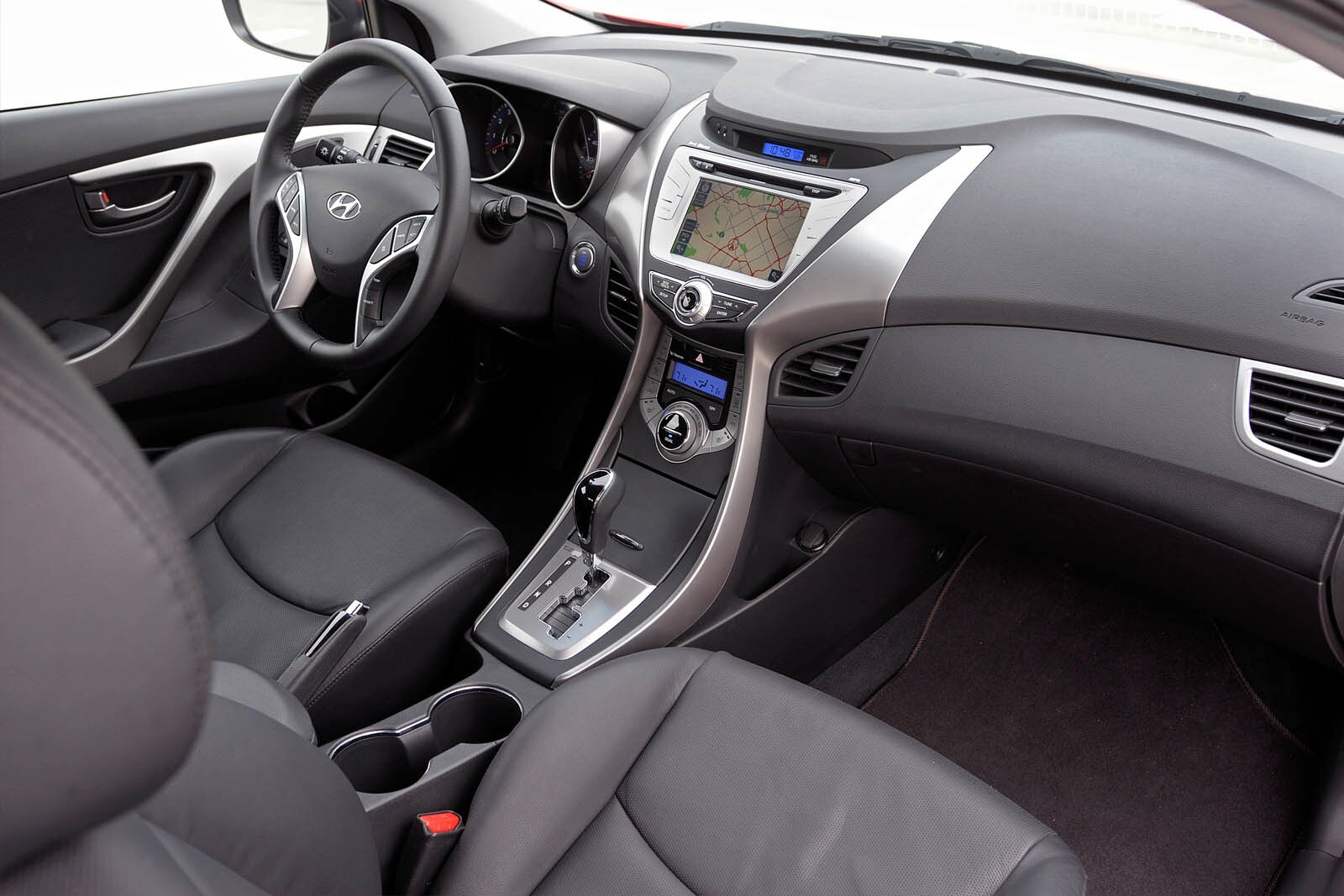 2013 Hyundai Elantra interior I