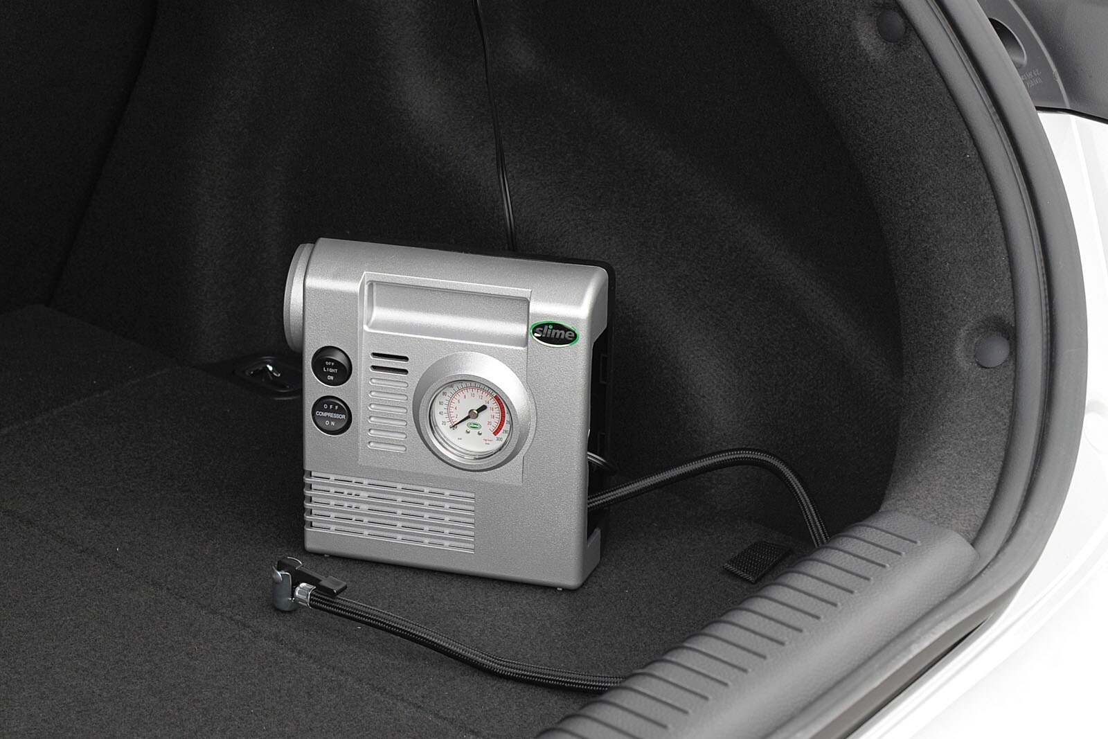 2013 Hyundai Elantra interior DETAIL