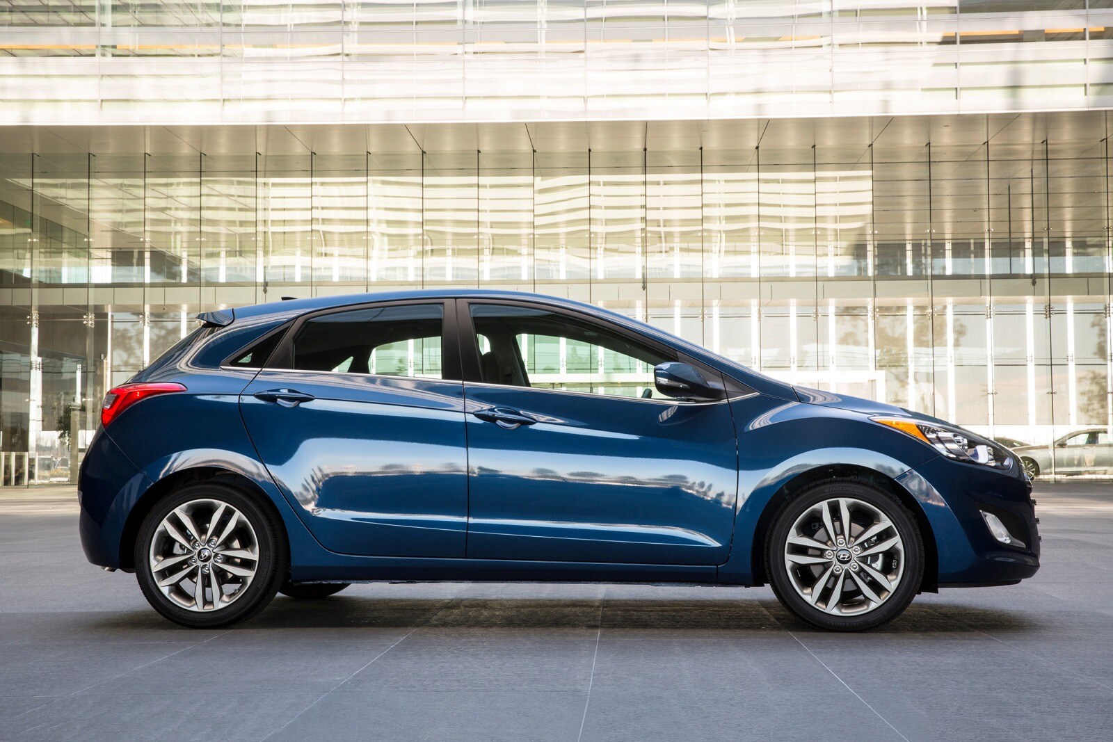 2017 Hyundai Elantra exterior F