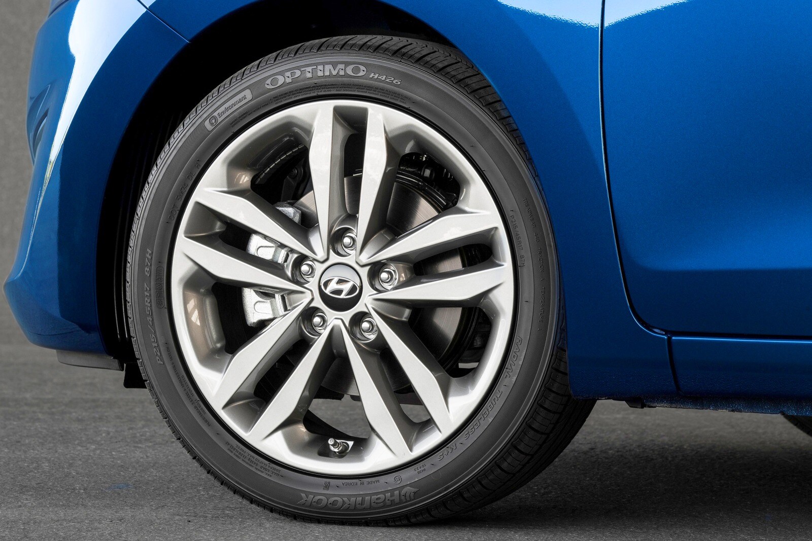 2017 Hyundai Elantra exterior W