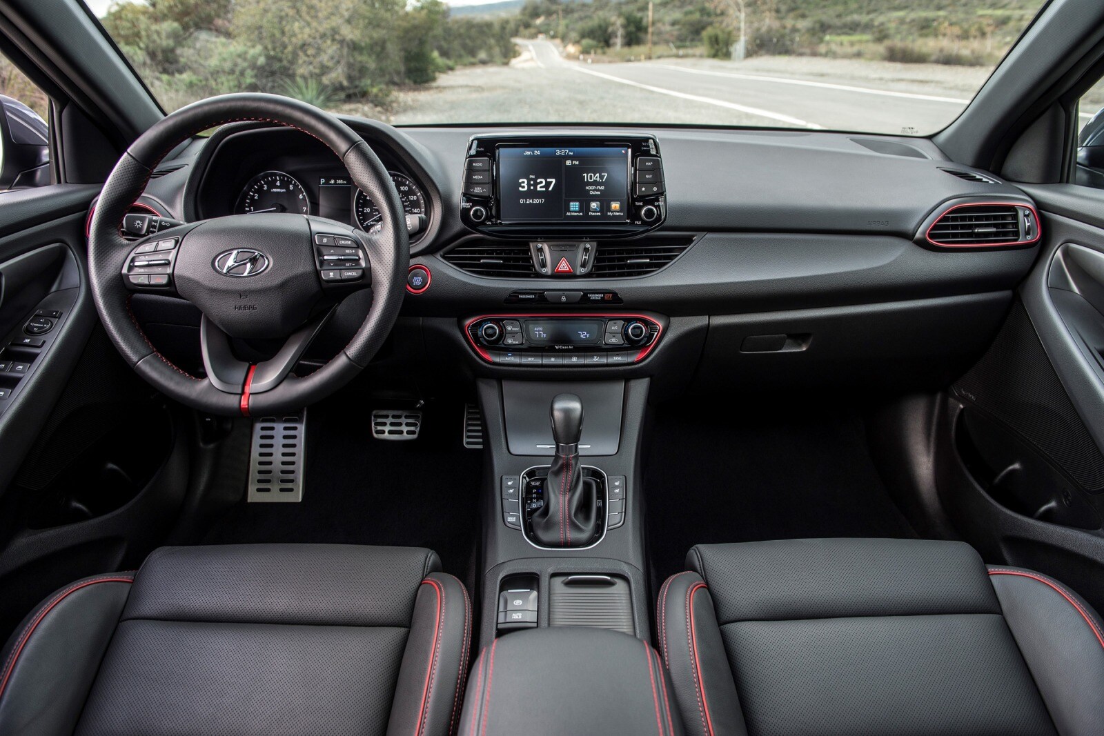 2018 Hyundai Elantra interior D