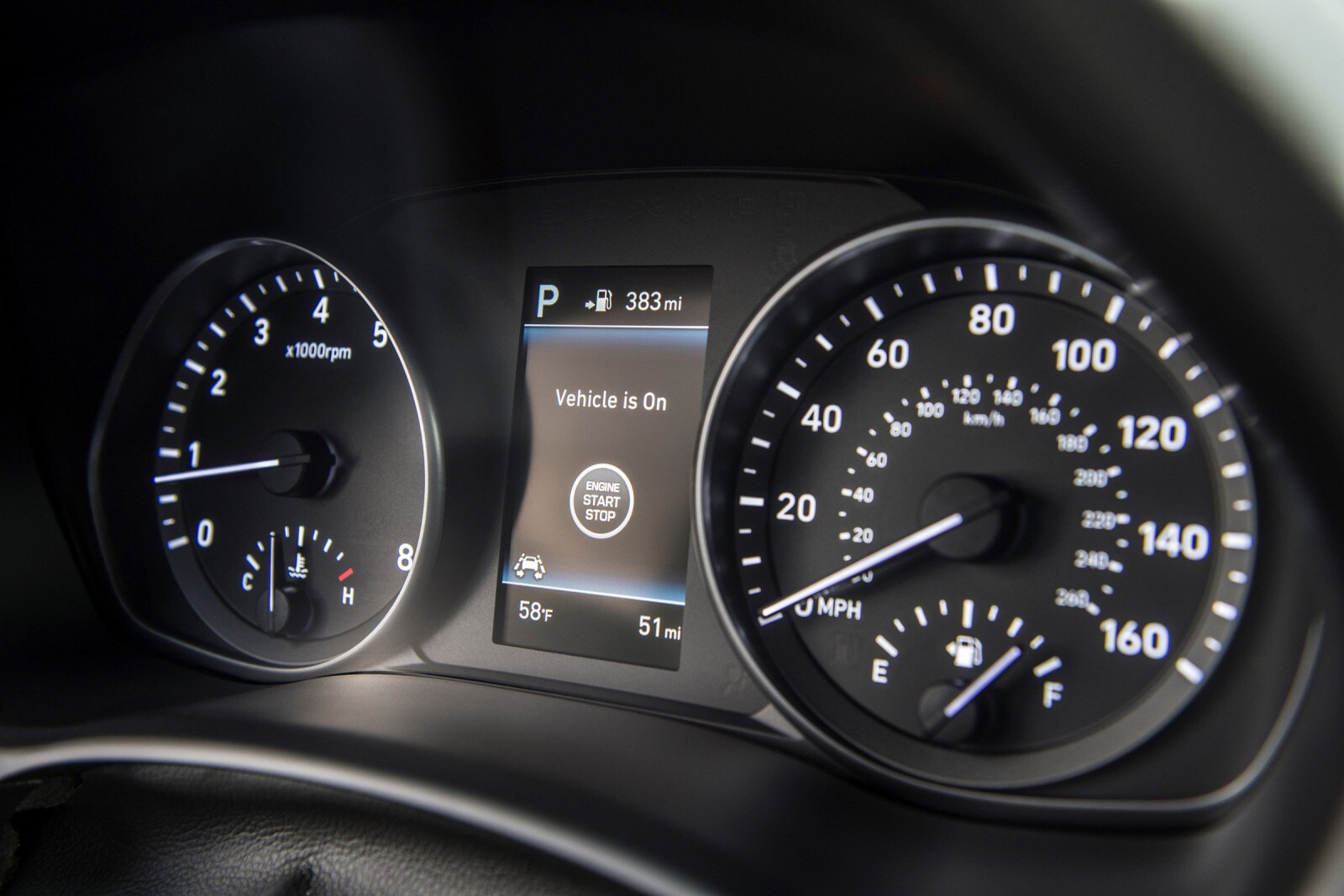 2018 Hyundai Elantra interior G