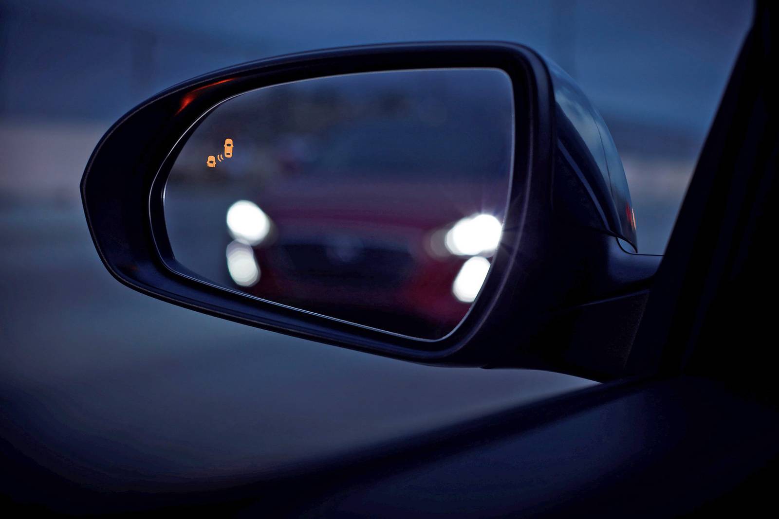 2019 Hyundai Elantra exterior EXM