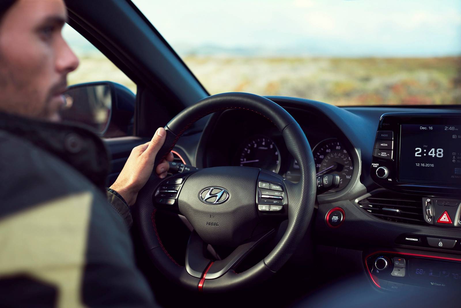 2019 Hyundai Elantra interior LIFE2