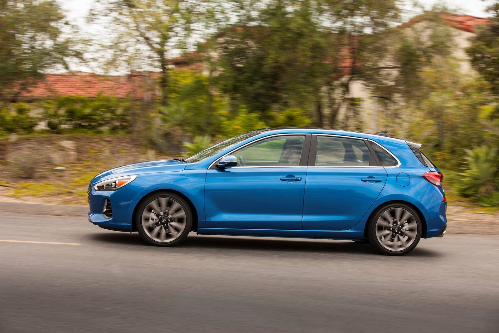 2019 Hyundai Elantra performance