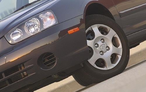 2003 Hyundai Elantra exterior W