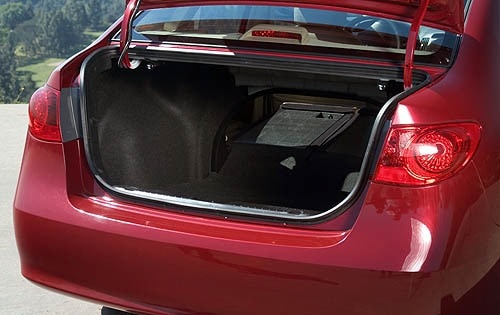 2007 Hyundai Elantra interior CARGO