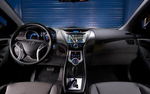 2011 Hyundai Elantra Touring front safety D