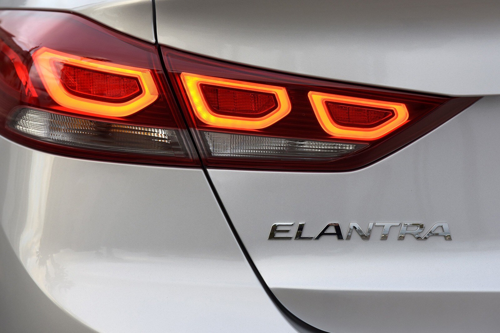 2017 Hyundai Elantra exterior RBDG