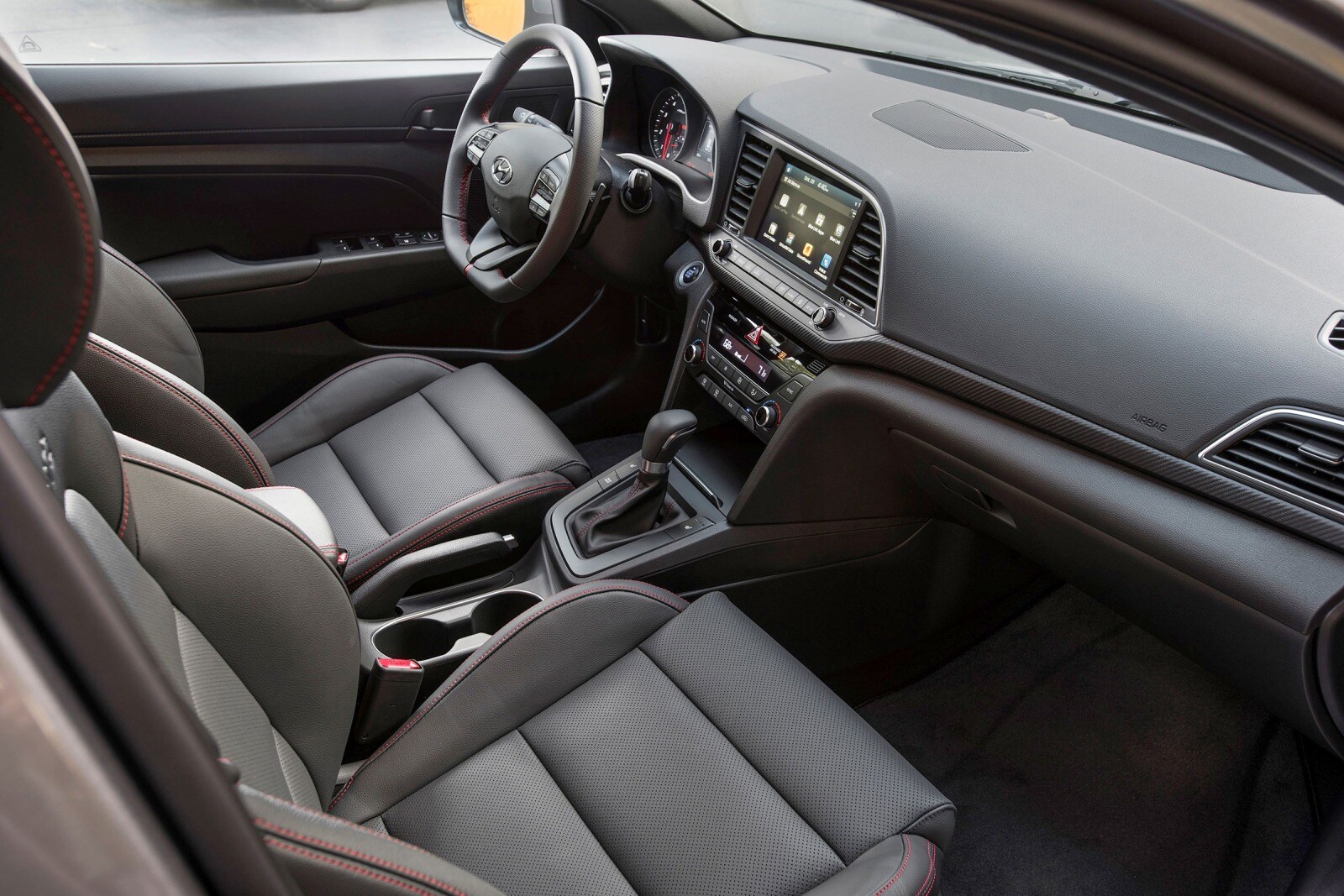 2018 Hyundai Elantra interior I
