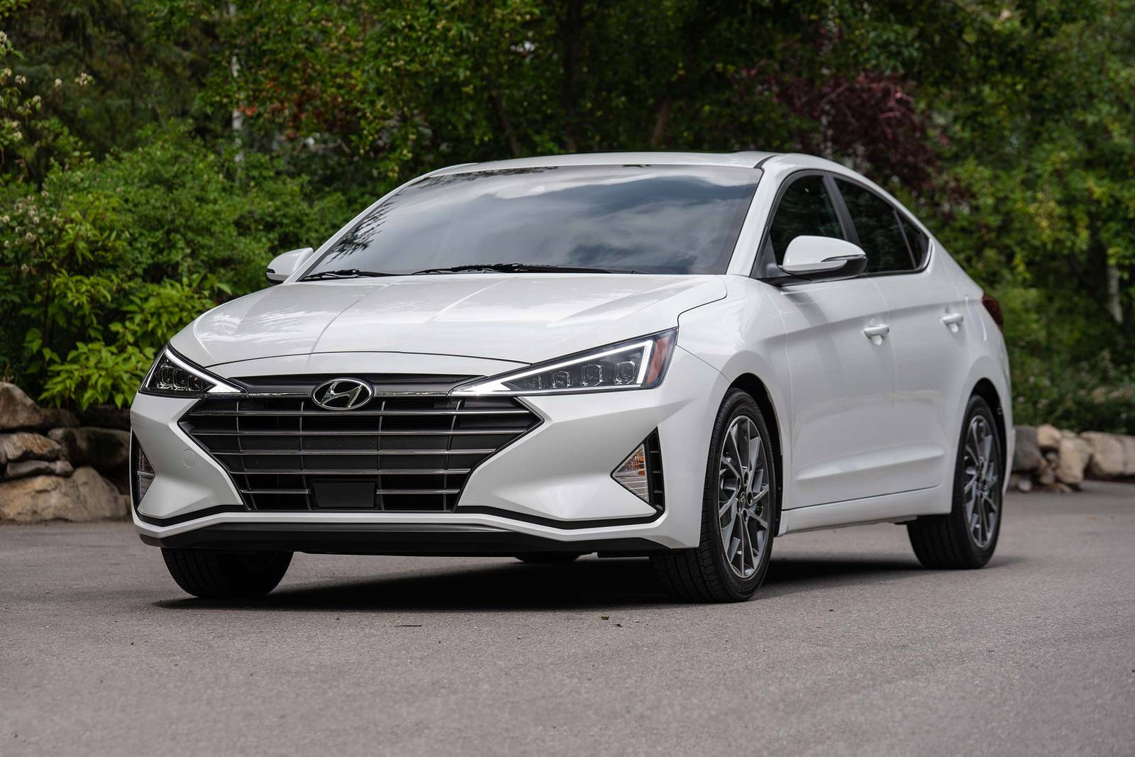 2019 Hyundai Elantra exterior FQ